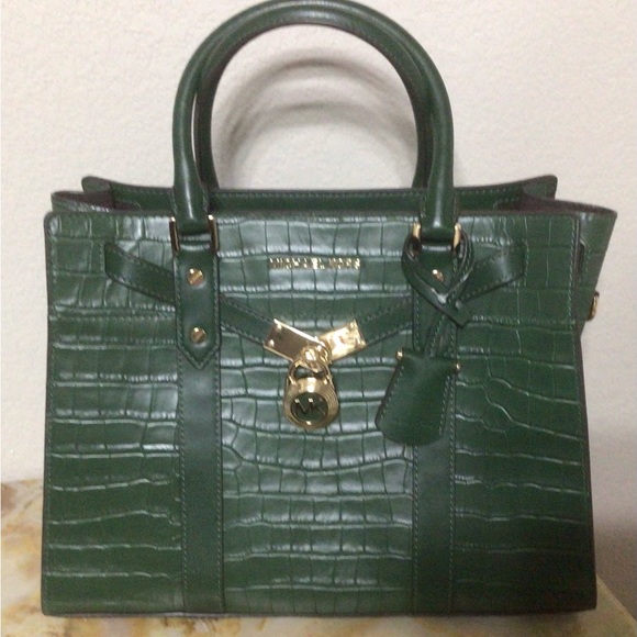 Michael Kors Handbags - Michael Kors Green Leather Hamilton NWOT